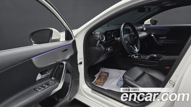 Mercedes-Benz A-Class A220 Hatchback