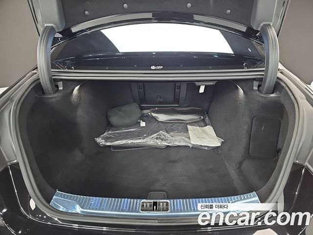 Mercedes-Benz S-Class S500L 4MATIC