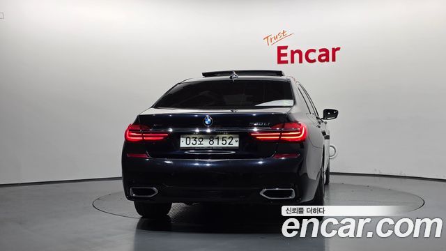 BMW 7-Series 740Li xDrive M Sport Package