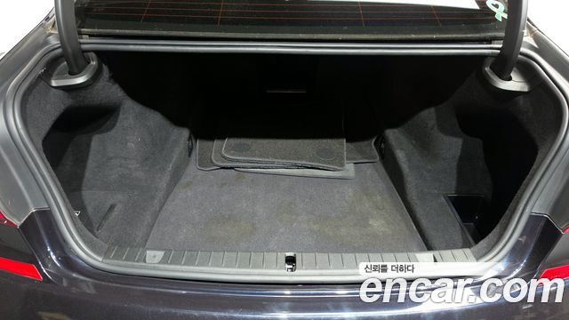 BMW 7-Series 740Li xDrive M Sport Package
