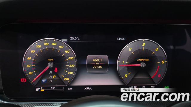 Mercedes-Benz CLS-Class CLS300d AMG Line