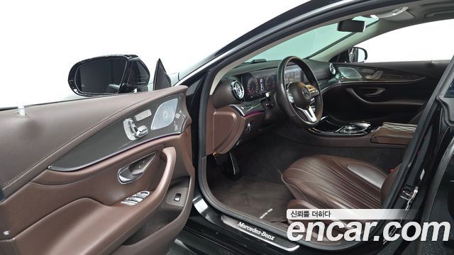 Mercedes-Benz CLS-Class CLS300d AMG Line