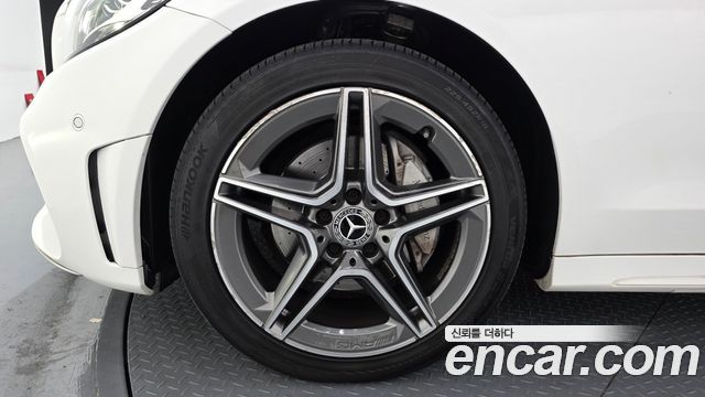 Mercedes-Benz C-Class C220 d 4MATIC AMG Line