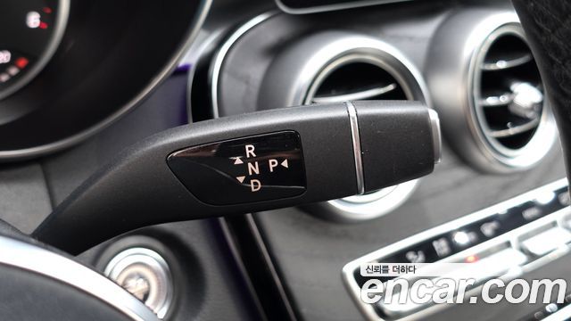 Mercedes-Benz C-Class C220 d 4MATIC AMG Line