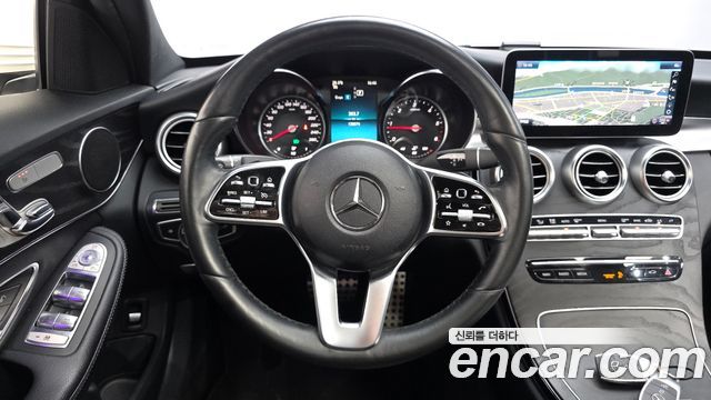 Mercedes-Benz C-Class C220 d 4MATIC AMG Line