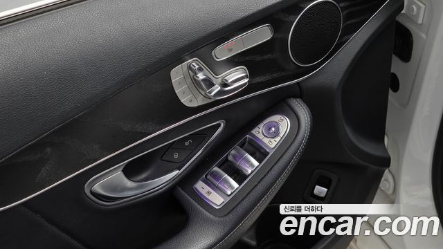 Mercedes-Benz C-Class C220 d 4MATIC AMG Line