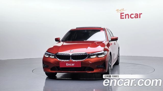 BMW 3-Series 320i