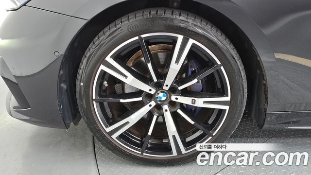 BMW 5-Series 530i xDrive M Sport