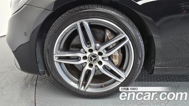 Mercedes-Benz E-Class E300 AMG Line