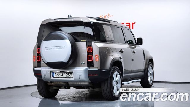 Land Rover Defender 110 D300 HSE