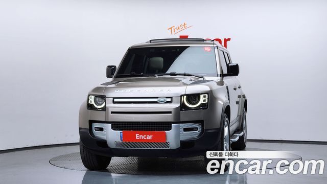 Land Rover Defender 110 D300 HSE