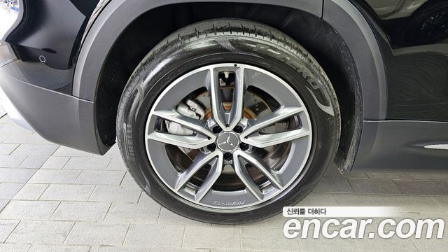 Mercedes-Benz GLB-Class AMG GLB35 4MATIC