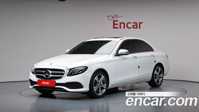 Mercedes-Benz E-Class E300 4MATIC Avnatgarde