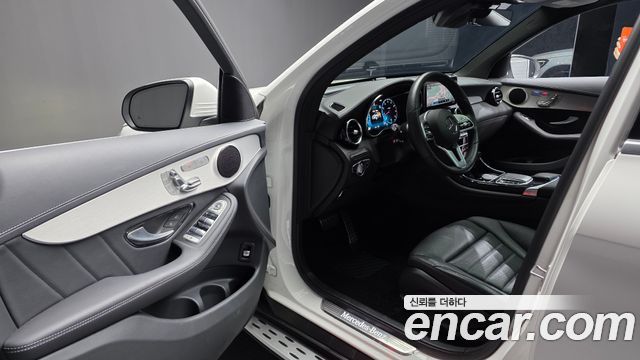 Mercedes-Benz GLC-Class GLC300 4MATIC Premium