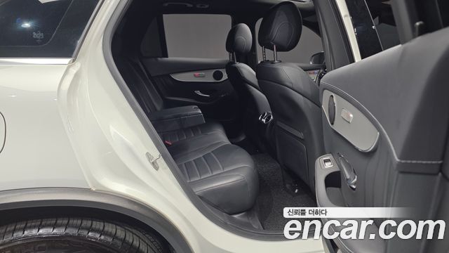 Mercedes-Benz GLC-Class GLC300 4MATIC Premium