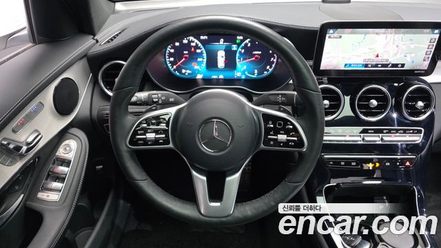 Mercedes-Benz GLC-Class GLC300 4MATIC Premium