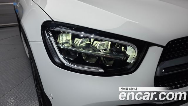 Mercedes-Benz GLC-Class GLC300 4MATIC Premium