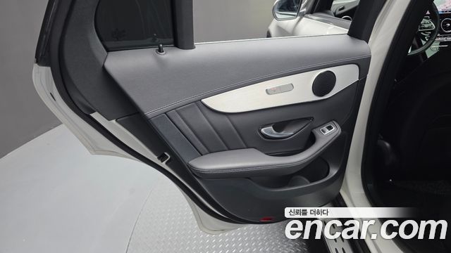Mercedes-Benz GLC-Class GLC300 4MATIC Premium
