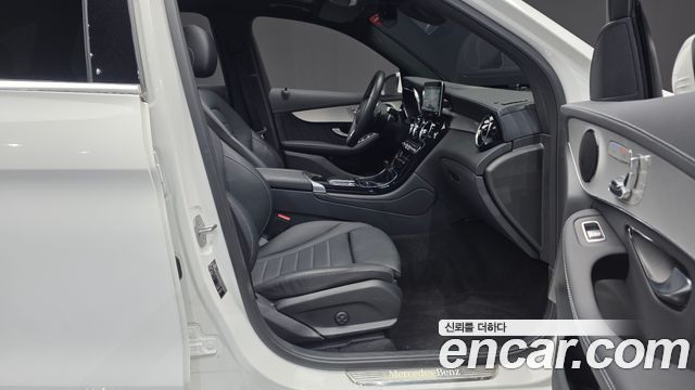 Mercedes-Benz GLC-Class GLC300 4MATIC Premium