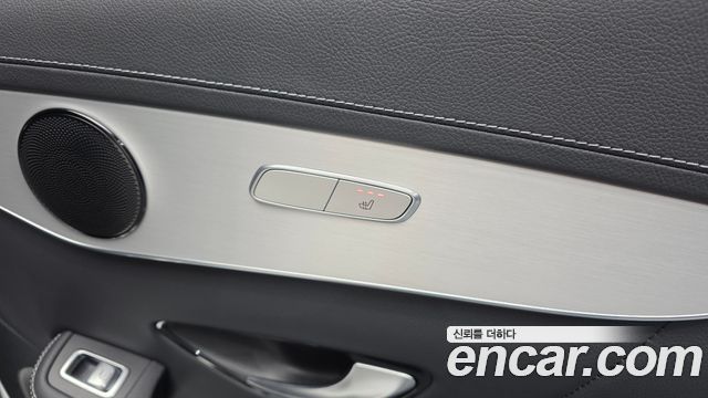 Mercedes-Benz GLC-Class GLC300 4MATIC Premium