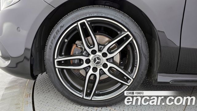 Mercedes-Benz A-Class A200 AMG Line