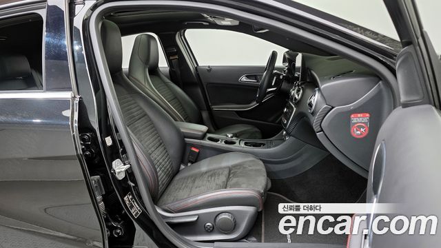 Mercedes-Benz A-Class A200 AMG Line