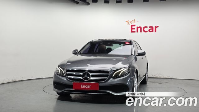 Mercedes-Benz E-Class E200 Avantgarde