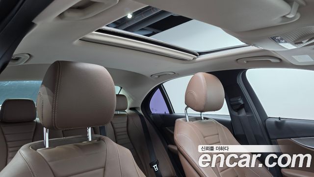 Mercedes-Benz E-Class E200 Avantgarde