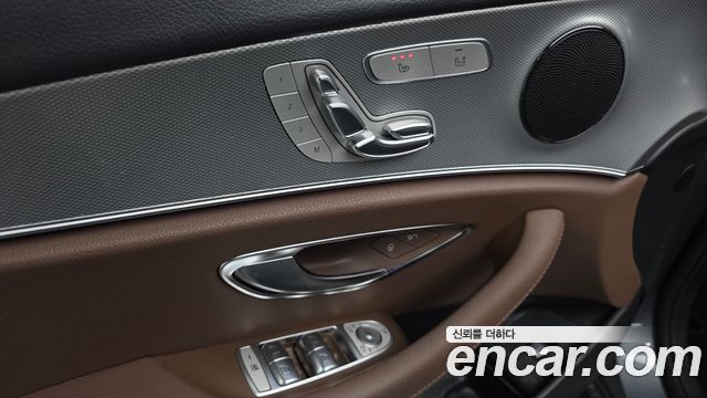 Mercedes-Benz E-Class E200 Avantgarde