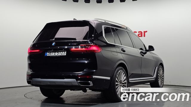BMW X7 xDrive 40i Design Pure Excellence 7-Seater