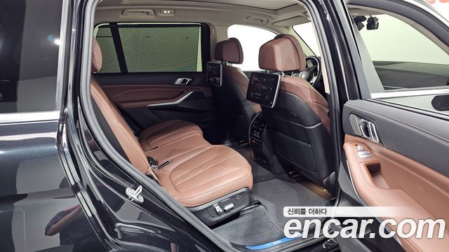 BMW X7 xDrive 40i Design Pure Excellence 7-Seater
