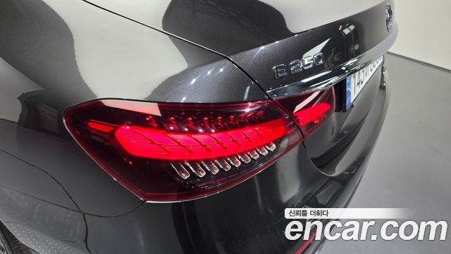 Mercedes-Benz E-Class E250 Avantgarde