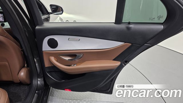 Mercedes-Benz E-Class E250 Avantgarde