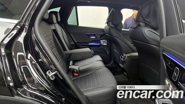 Mercedes-Benz GLC-Class GLC300 4MATIC AMG Line