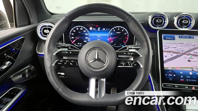 Mercedes-Benz GLC-Class GLC300 4MATIC AMG Line