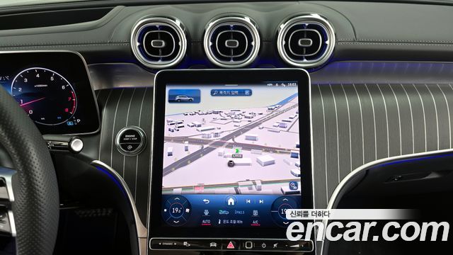 Mercedes-Benz GLC-Class GLC300 4MATIC AMG Line