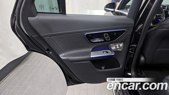 Mercedes-Benz GLC-Class GLC300 4MATIC AMG Line