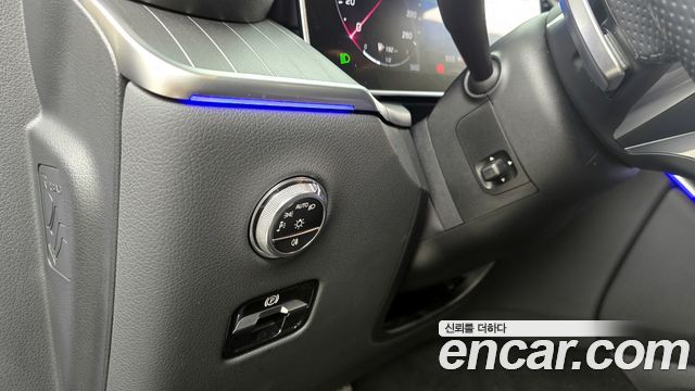 Mercedes-Benz GLC-Class GLC300 4MATIC AMG Line