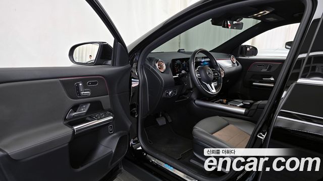 Mercedes-Benz EQA EQA250