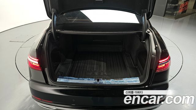 Audi A8 55 TFSI Quattro LWB