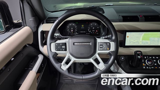 Land Rover Defender 90 D250 SE