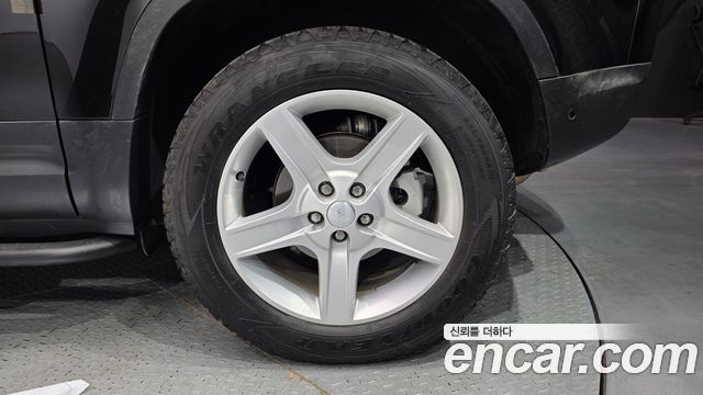 Land Rover Defender 90 D250 SE