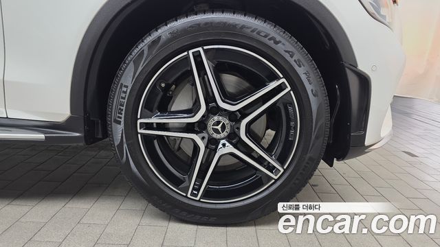 Mercedes-Benz GLC-Class GLC300 4MATIC Premium
