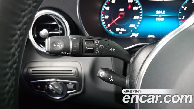 Mercedes-Benz GLC-Class GLC300 4MATIC Premium