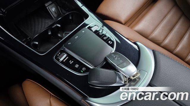 Mercedes-Benz GLC-Class GLC300 4MATIC Premium