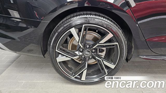 Audi A4 40 TFSI Premium