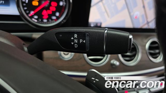 Mercedes-Benz E-Class E220d Exclusive