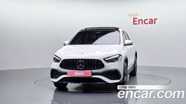 Mercedes-Benz GLA-Class GLA250 4MATIC