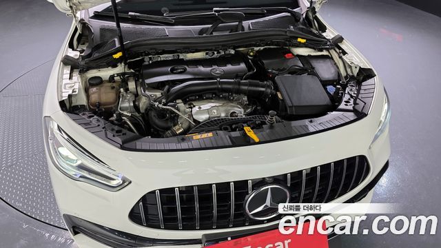 Mercedes-Benz GLA-Class GLA250 4MATIC