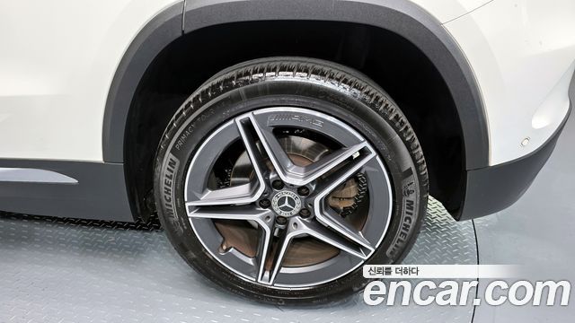 Mercedes-Benz GLA-Class GLA250 4MATIC